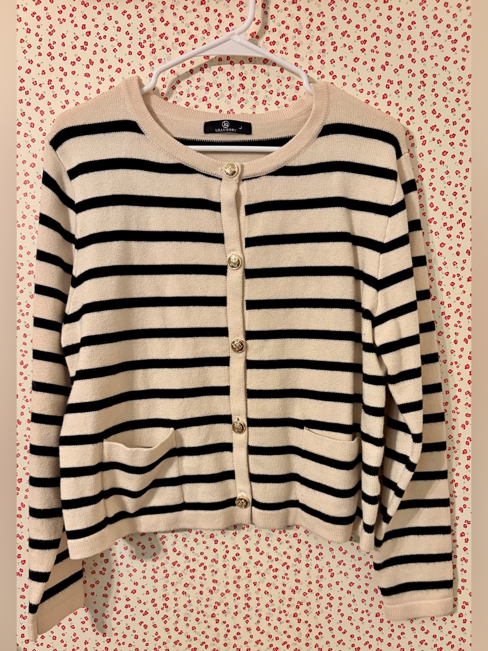 Lillusory Cream & Black Striped Button-Front Sweater